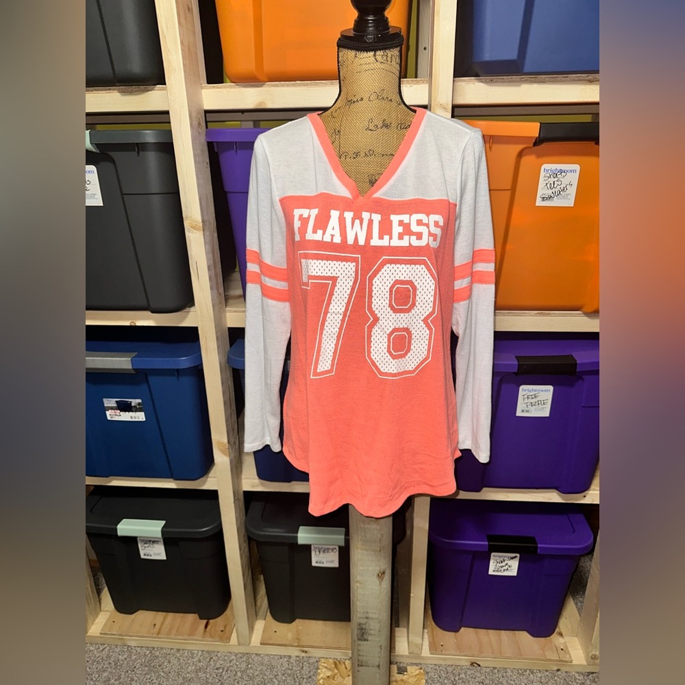 🧡NWOT Flawless 78 Long Sleeve Shirt in Coral and White